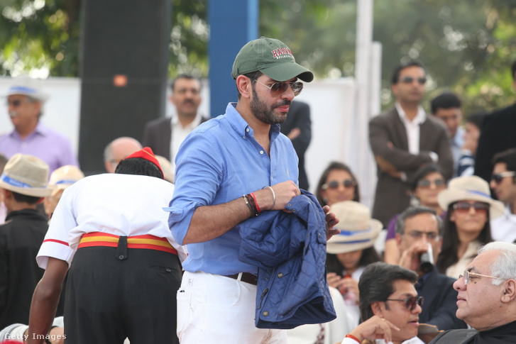 Sunjay Kapur 2013. november 10-én